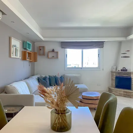 דירה Phaedrus Living Erato Luxury Penthouse *