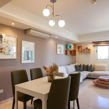 Phaedrus Living Erato Luxury Penthouse