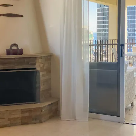 Phaedrus Living Erato Luxury Penthouse לימסול